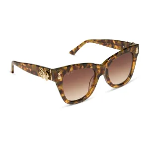 THE WHITE LOTUS - HAWAII   COCONUT PALM TORTOISE   BROWN SUGAR GRADIENT SUNGLASSES